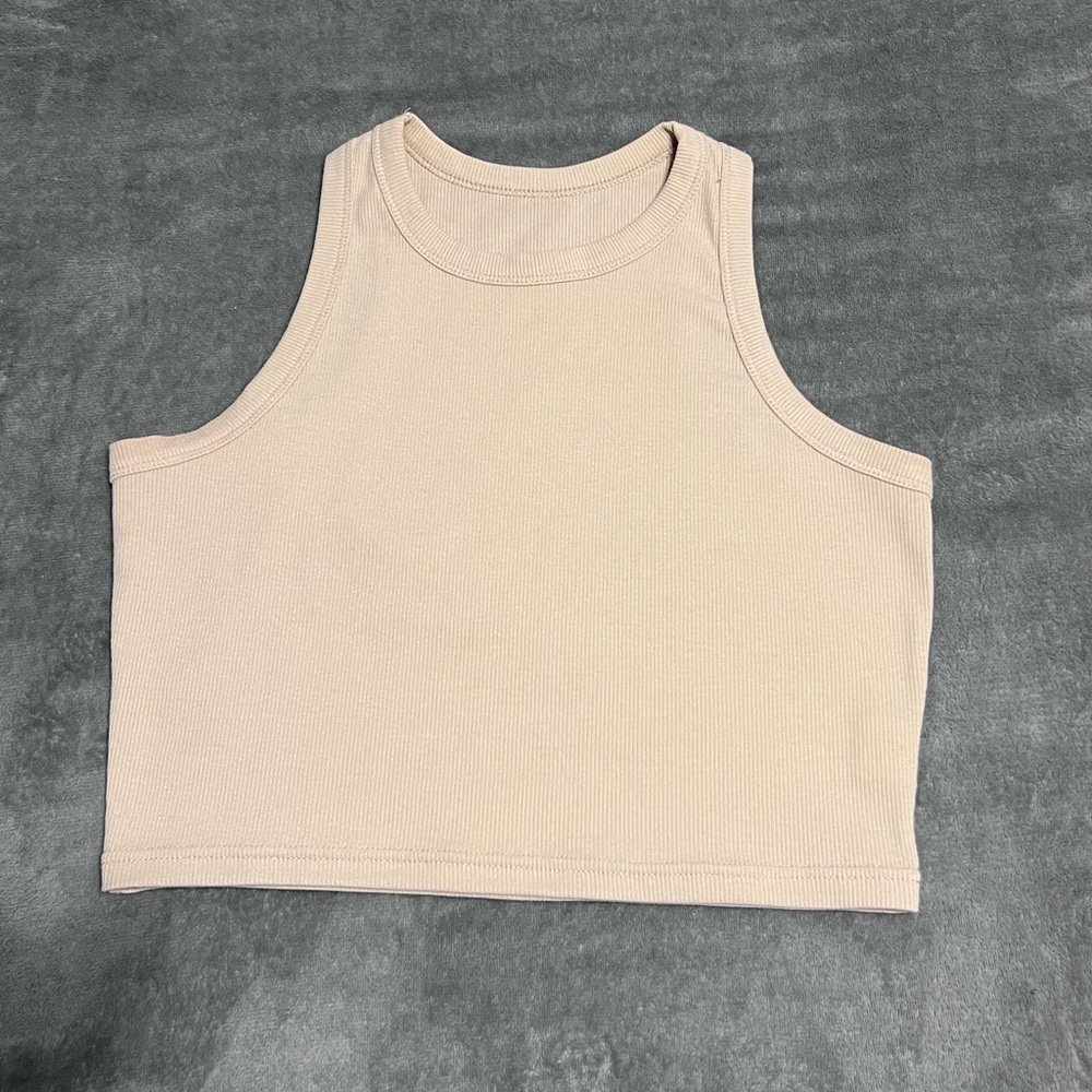 Women’s Small Tan Crop Tank